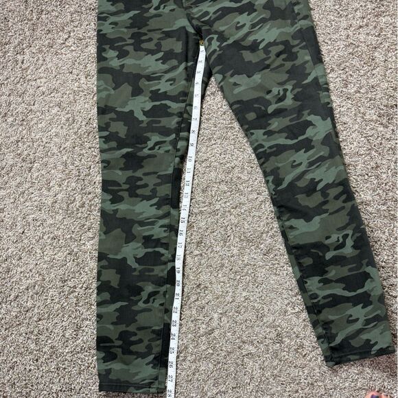 Good America Camouflage Skinny Pants - Picture 4 of 7
